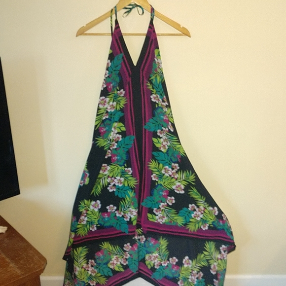 Old Navy Dresses & Skirts - Woman's sun 👗 PRICE DROP high/low very pretty